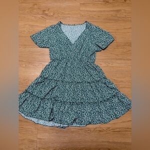 SHEIN Dark Green Floral V-Neck Dress